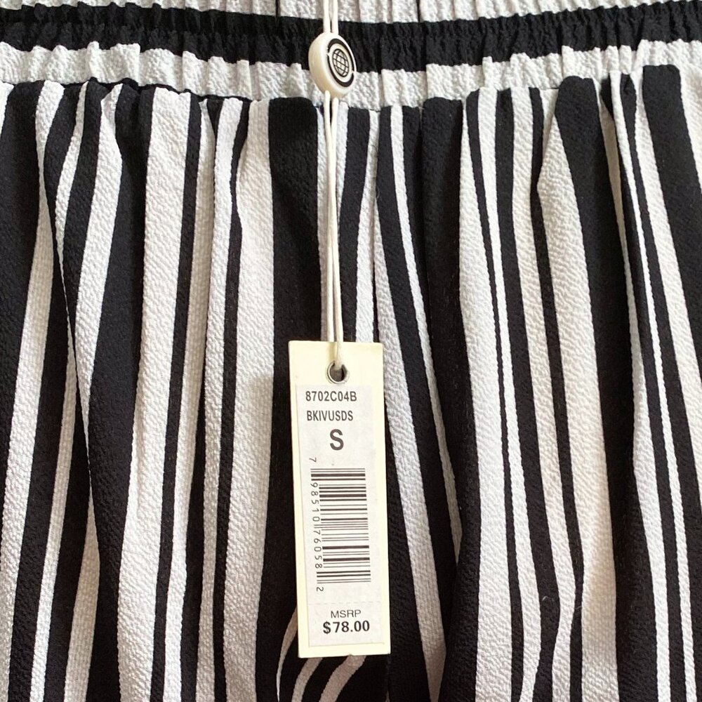 MAX STUDIO |  Vertical Black & White Stripe Wide Leg Crop Pants | NWT - Picture 5 of 11